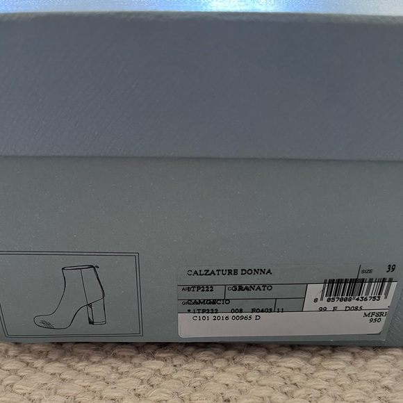 Prada Calzature Donna Suede Bootie, 39 - Picture 8 of 8